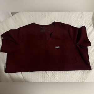 Figs. Catarina scrub top. Size M. Burgundy.